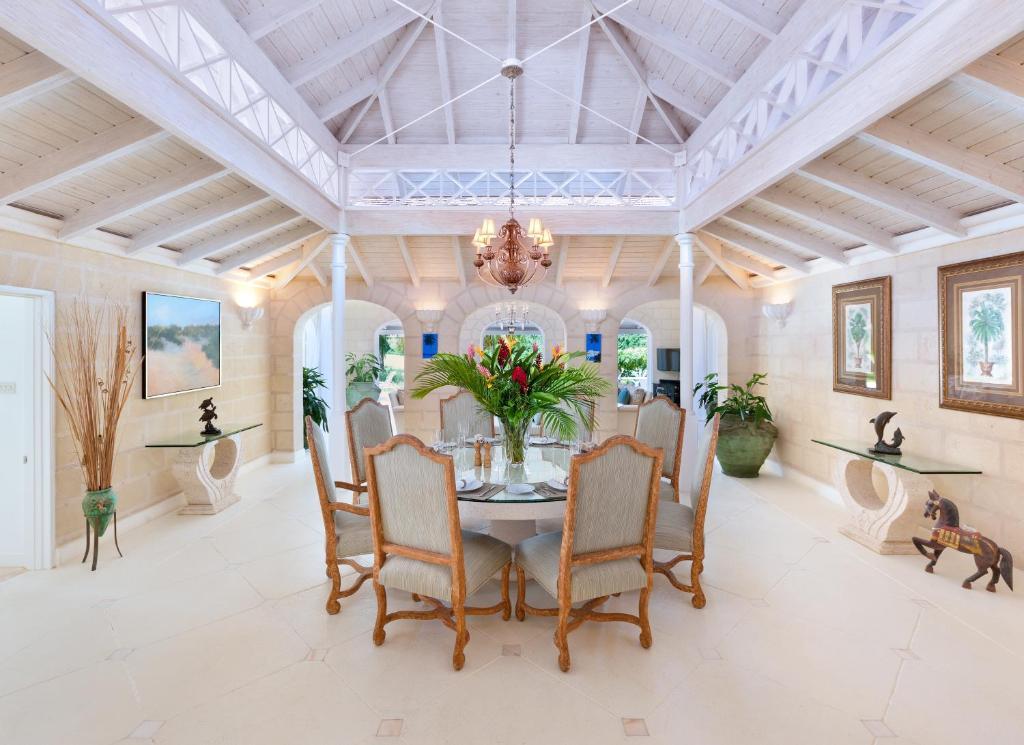 Coconut Grove 1, Luxury Villa By Island Villas Saint James Ruang foto